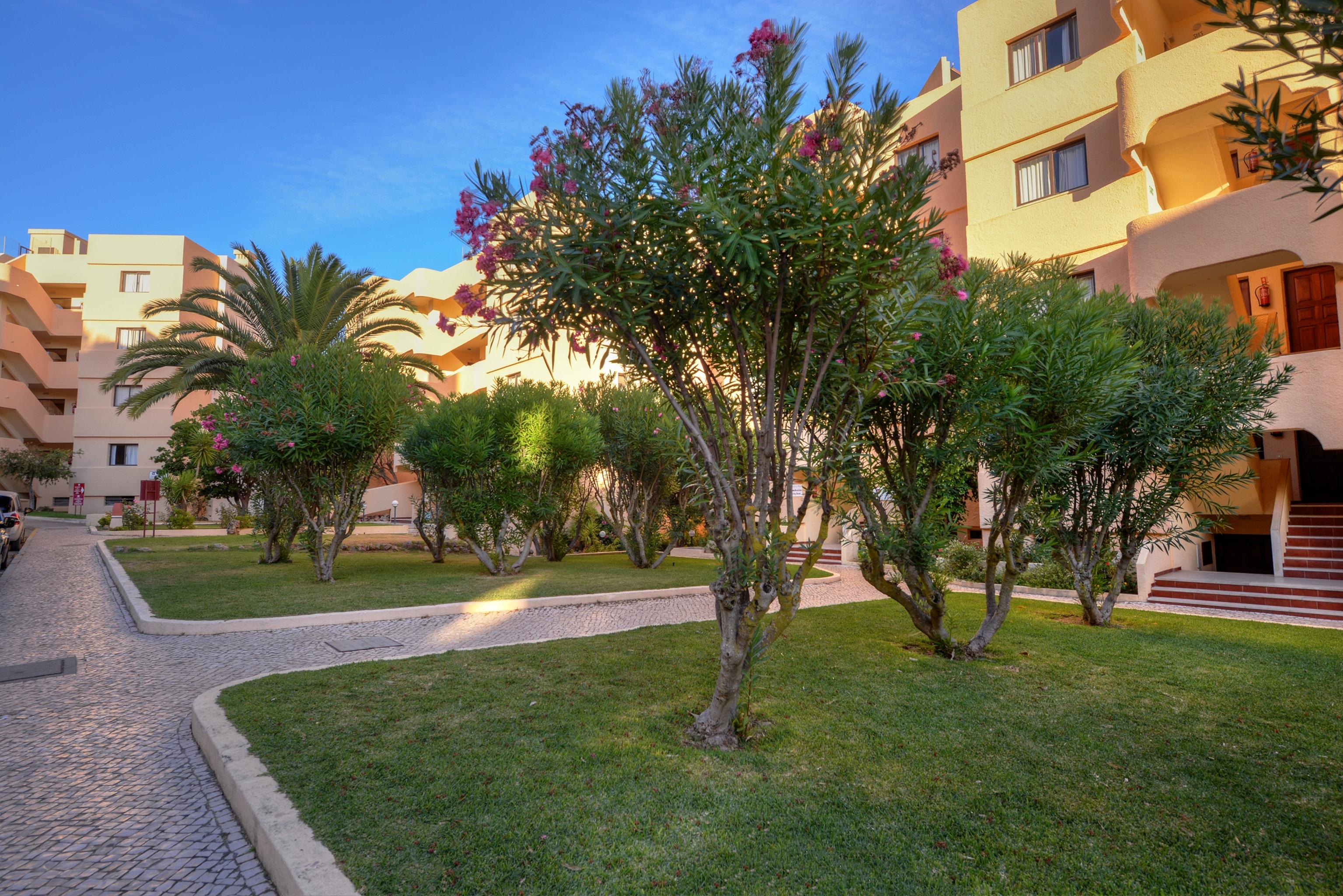 3Hb Falesia Garden Albufeira Exterior photo